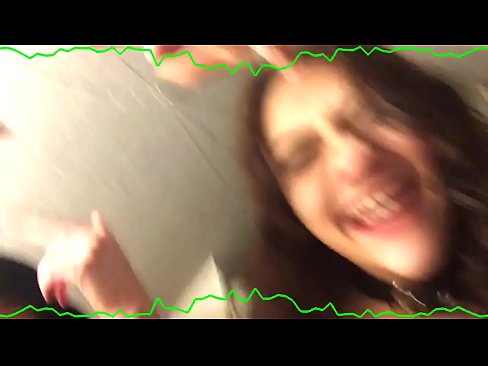 ❤️ Wando biyu masu sexy brunette mai ban sha'awa suna zama 'yan iska Batsa vk ﹏