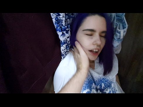 ❤️ Ya sami kanwata a cikin kabad ya taimaka mata Batsa vk ﹏