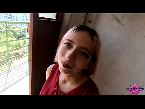 ❤️ Sha'awar ɗalibi yana tsotsar Baƙo a Waje - Cum A Fuskarsa Batsa vk ﹏